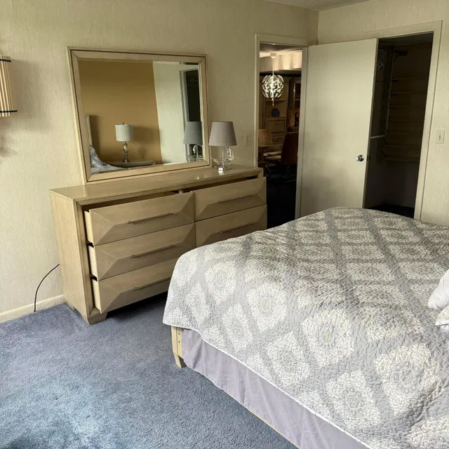 Unit 207 photo 3