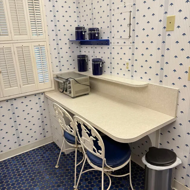 Unit 207 photo 24