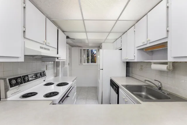 Rocky Point Unit 108 photo 10