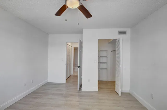 Unit 308 photo 32