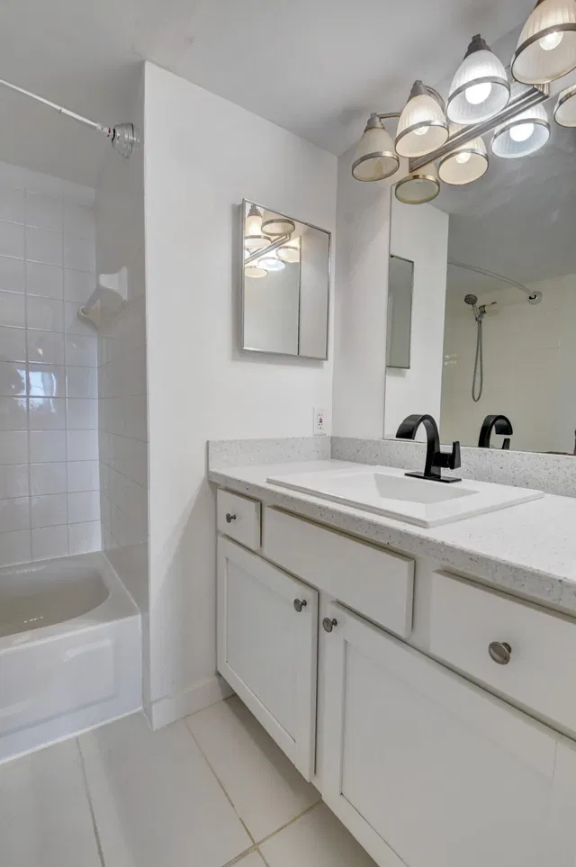 Unit 308 photo 34