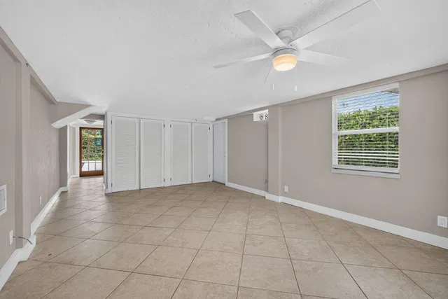 Residence photo 29