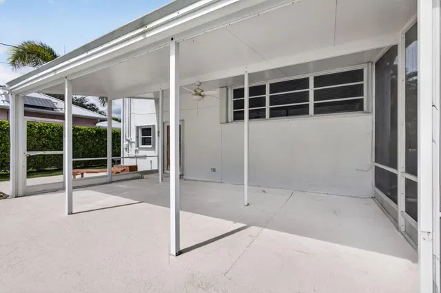 Residence photo 41