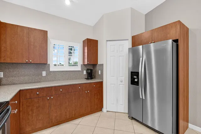 Residence photo 22