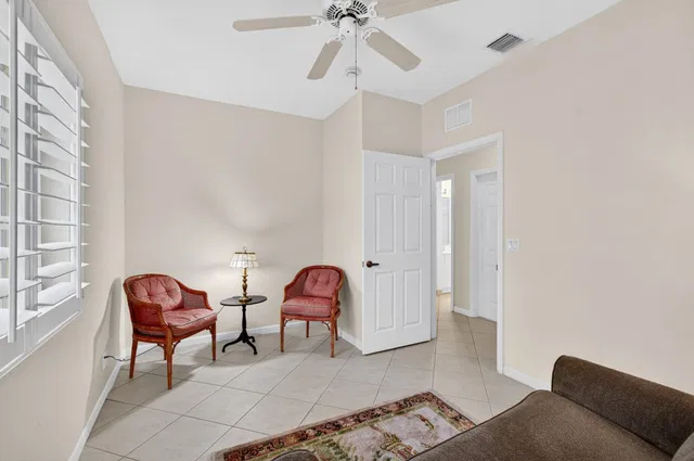 Residence photo 42