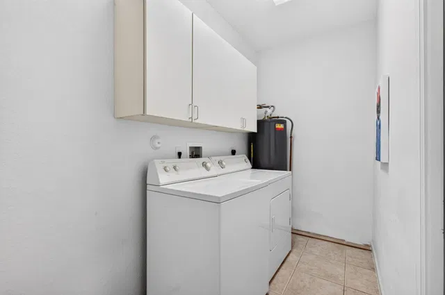 Residence photo 77