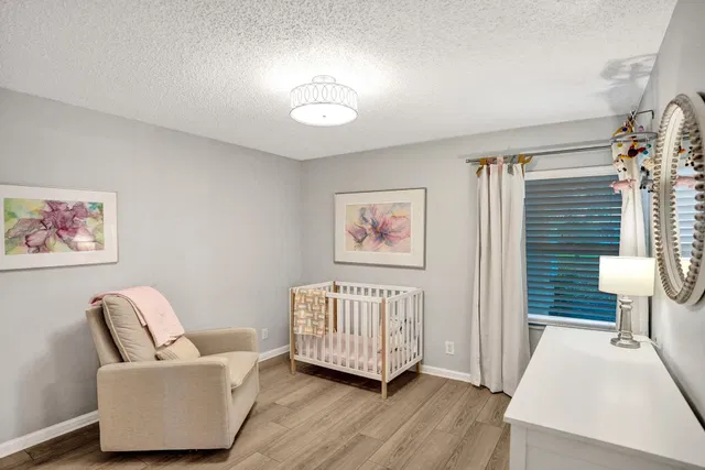  Residence photo 18