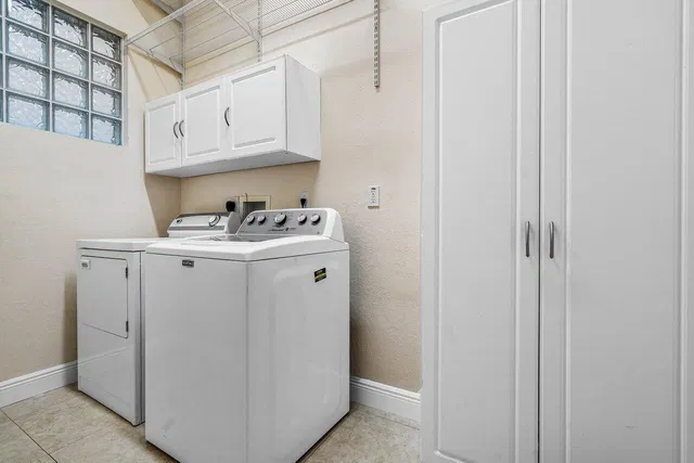 Residence photo 20