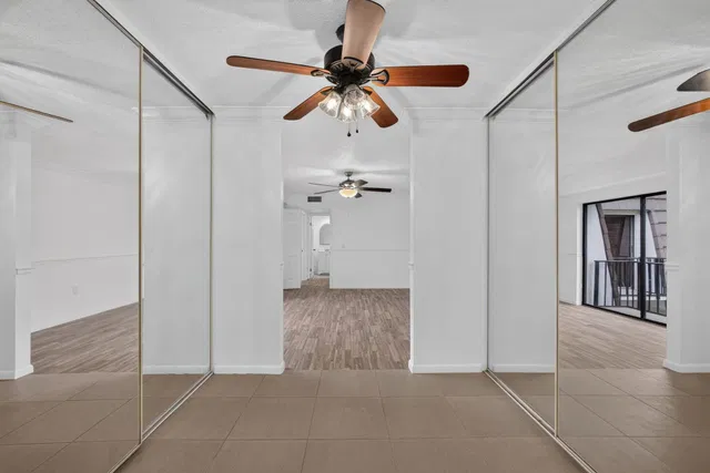 Residence photo 26