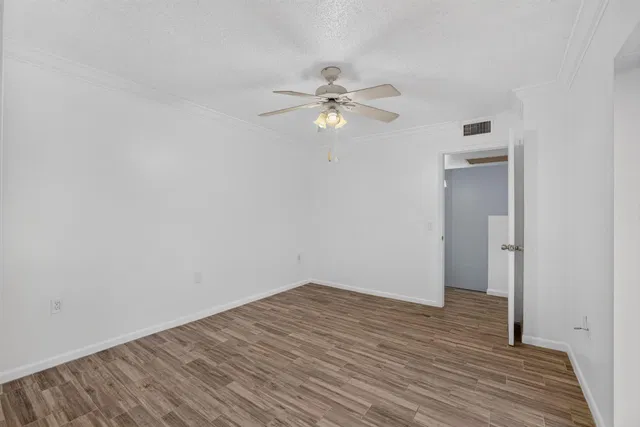 Residence photo 28