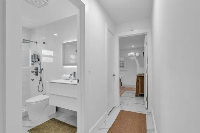  Residence photo 26