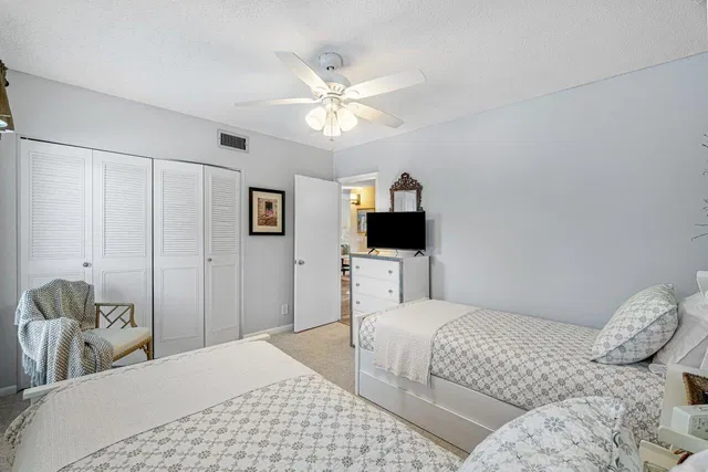  Unit 230 photo 21