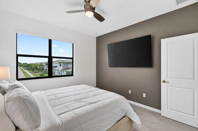 Residence photo 62