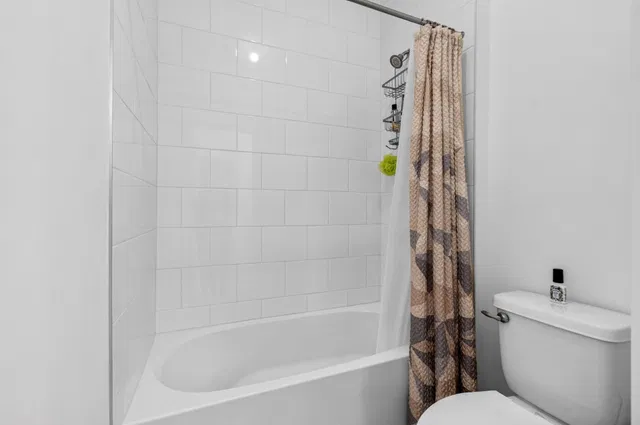 Residence photo 64
