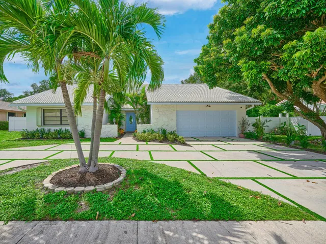  Residence photo 5