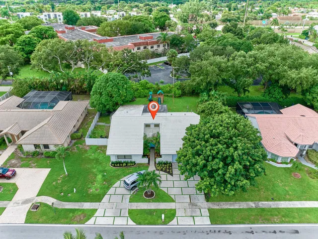  Residence photo 11