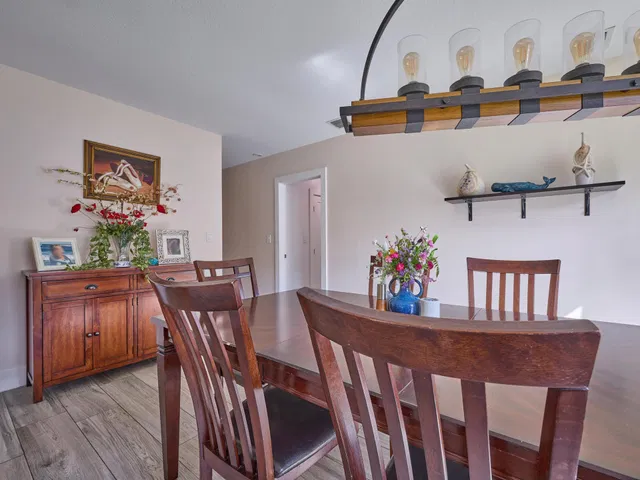  Residence photo 39