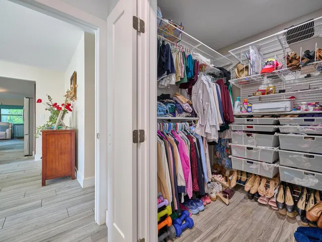  Residence photo 44