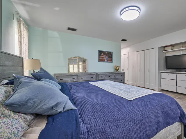  Residence photo 47