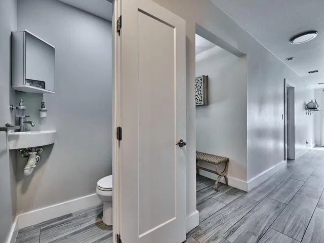  Residence photo 66