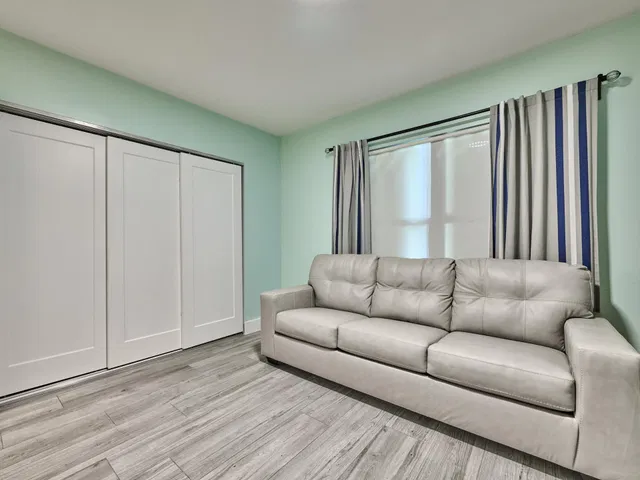  Residence photo 69