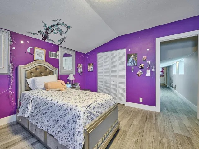  Residence photo 83