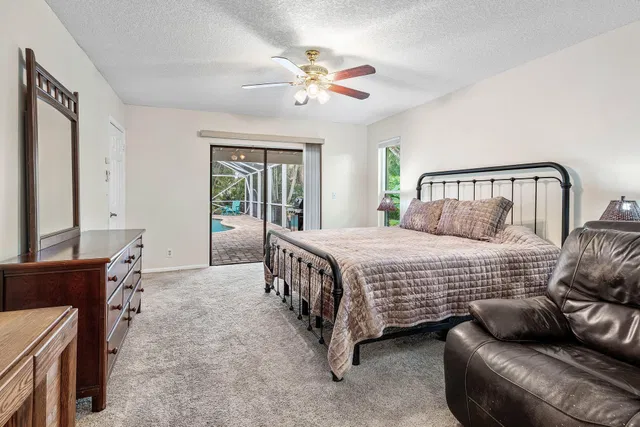 Residence photo 18