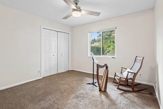 Residence photo 22