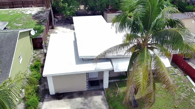  Residence photo 4