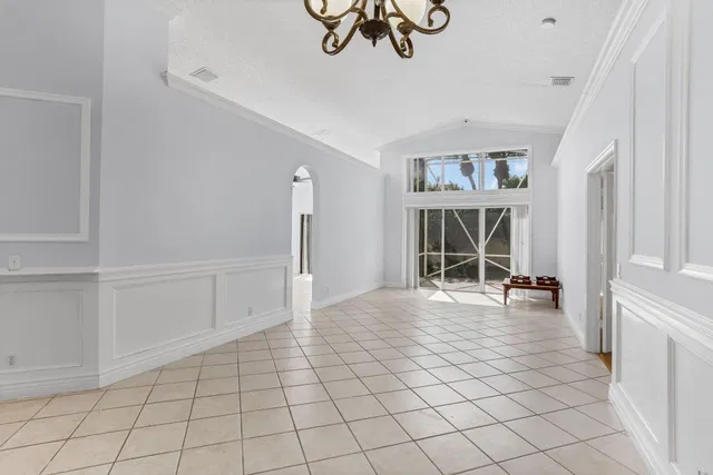 Residence photo 11