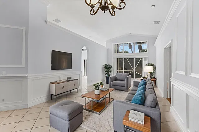Residence photo 13