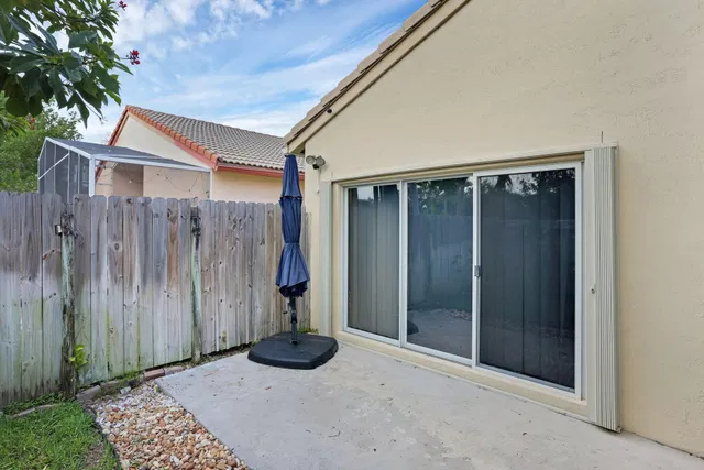 Residence photo 26