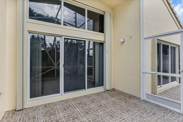 Residence photo 27