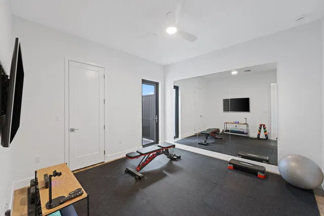 Residence photo 32