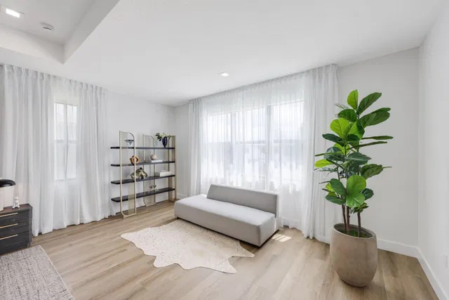 Residence photo 47