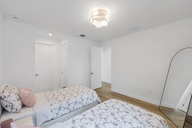 Residence photo 58