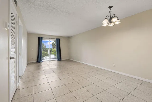Unit 5-7 photo 13