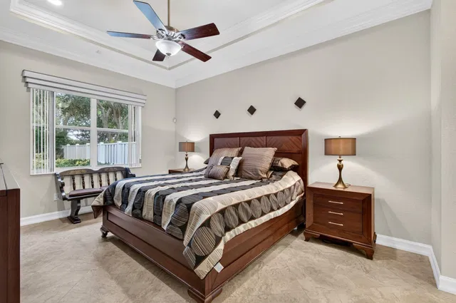  Residence photo 34