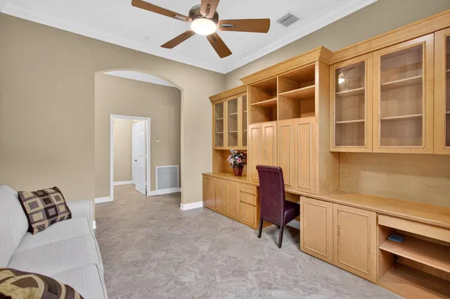  Residence photo 54