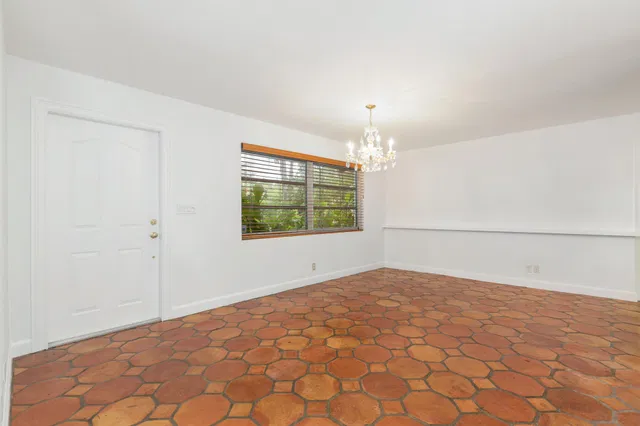 SoSo West Palm Beach Residence photo 3