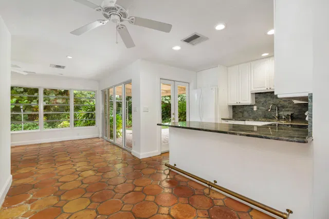 SoSo West Palm Beach Residence photo 5