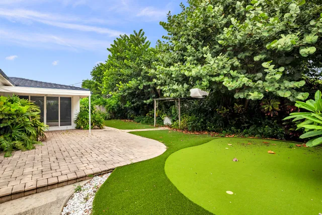 SoSo West Palm Beach Residence photo 19