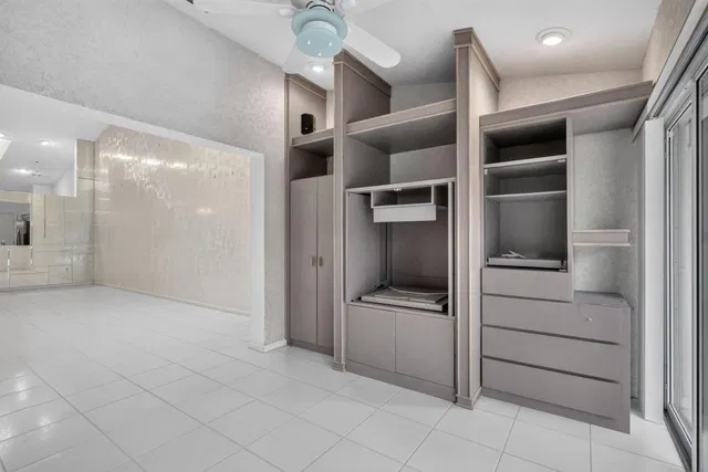 Residence photo 15