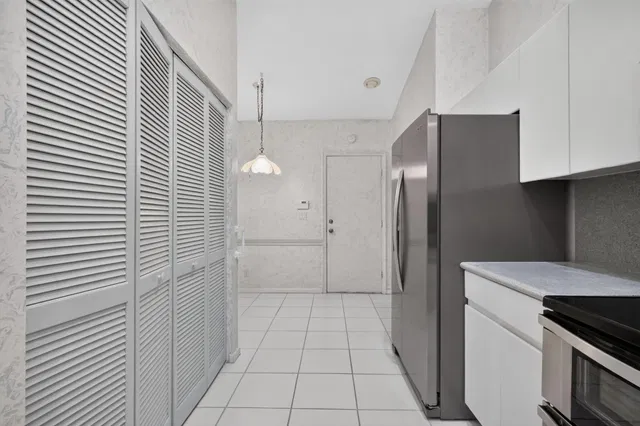 Residence photo 20