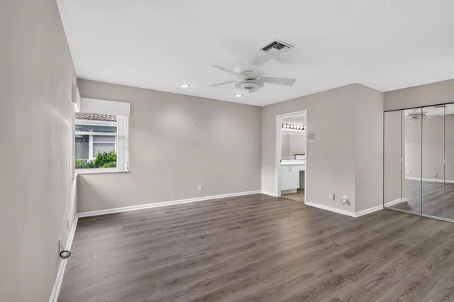 Residence photo 26