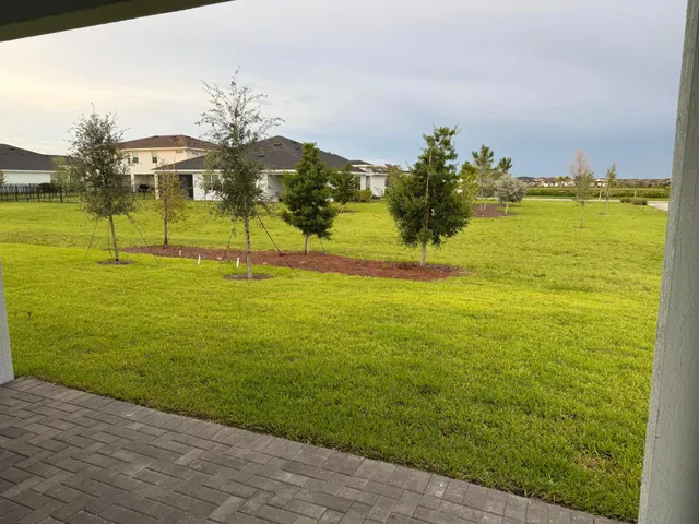  Residence photo 15