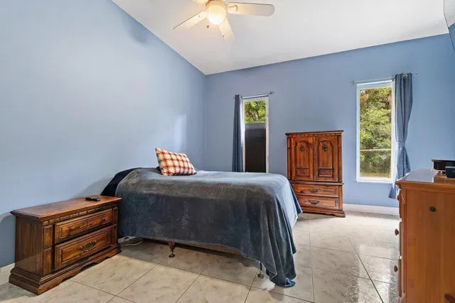  Residence photo 20