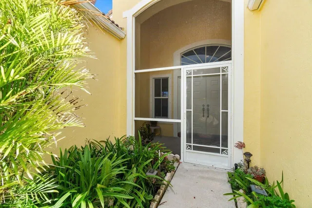 Residence photo 4