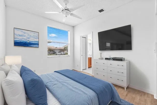  Residence photo 8