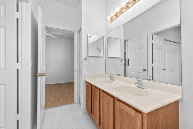  Residence photo 16